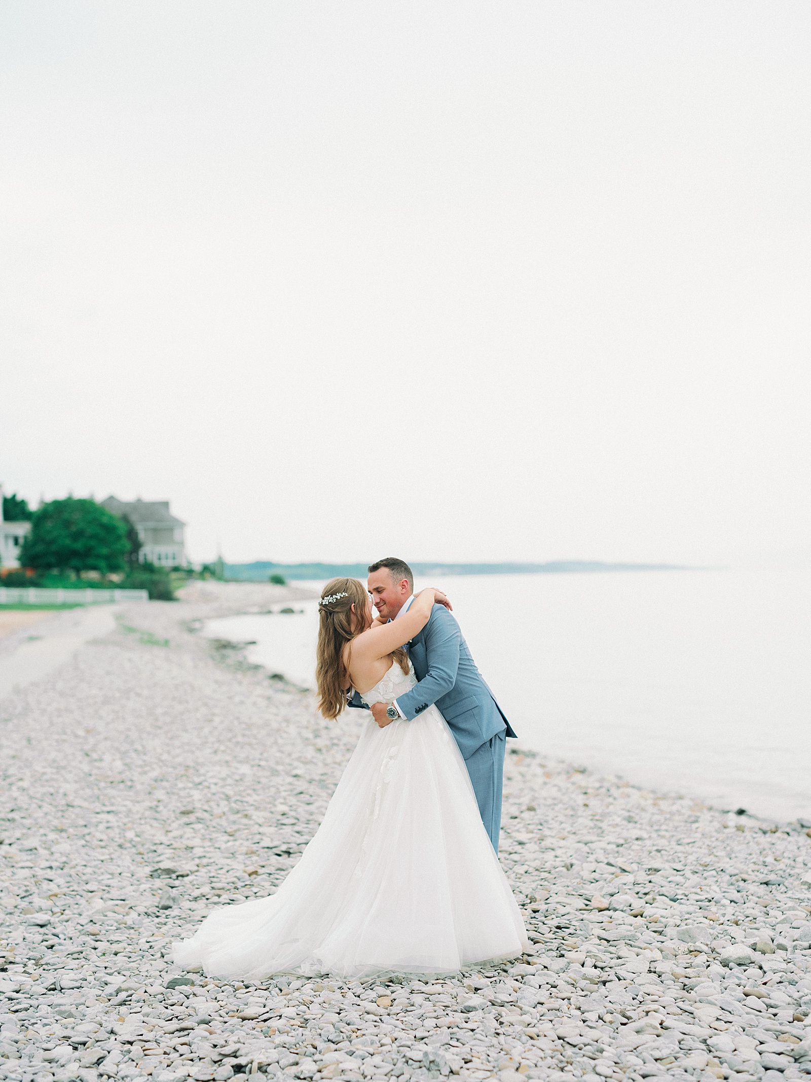 Bride and Groom at Inn at bay Harbor